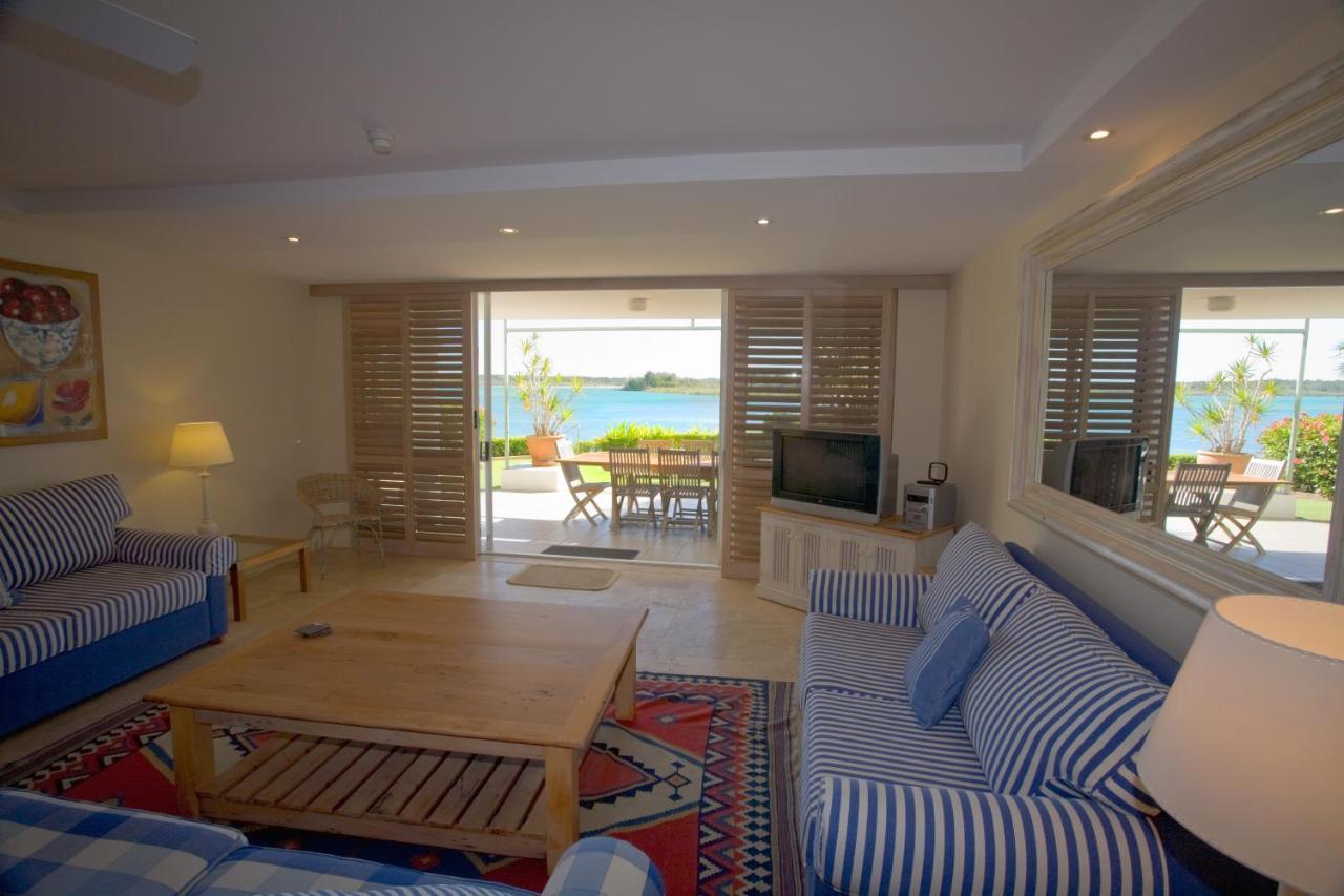 Noosa Quays Waterfront Accomodation Exterior photo